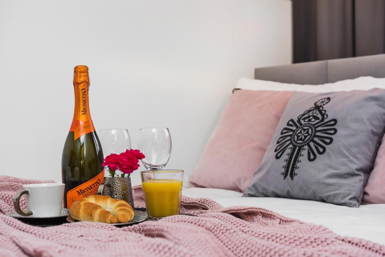 Esti Apartament Nad Jeziorem Czorsztynskim Bagian luar foto